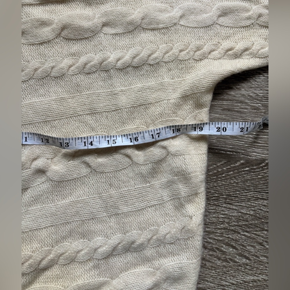 CHARTER CLUB 100% 2-Ply Cashmere Ivory Cabled Sweater, Size: M - Picture 5 of 8